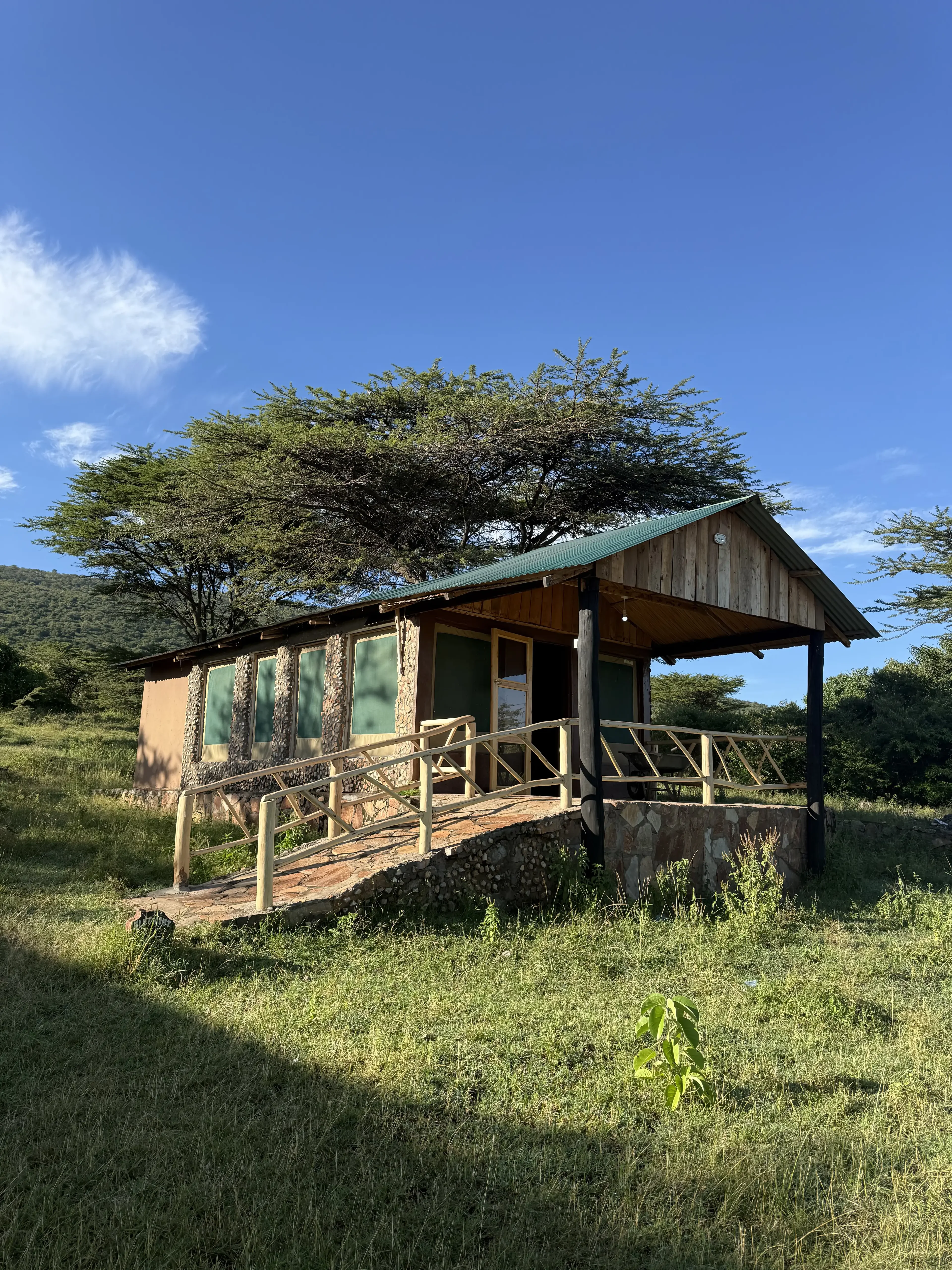 Private rooms and tents at Mara Hilltop 6