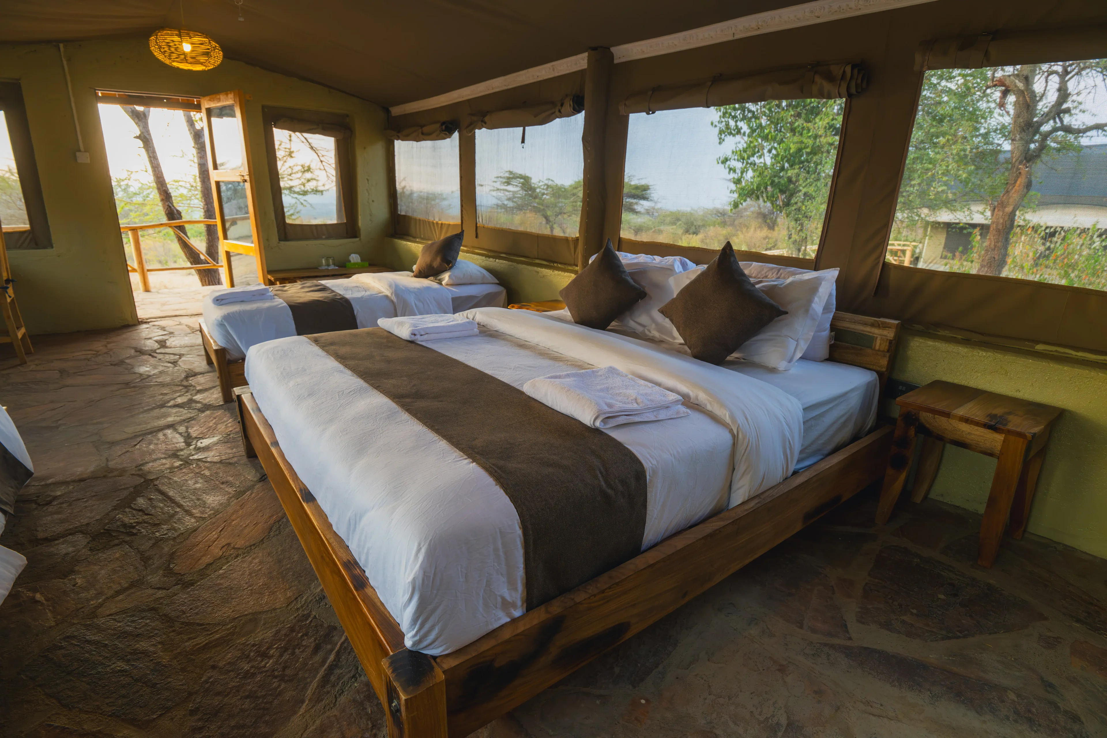 Private rooms and tents at Mara Hilltop 9