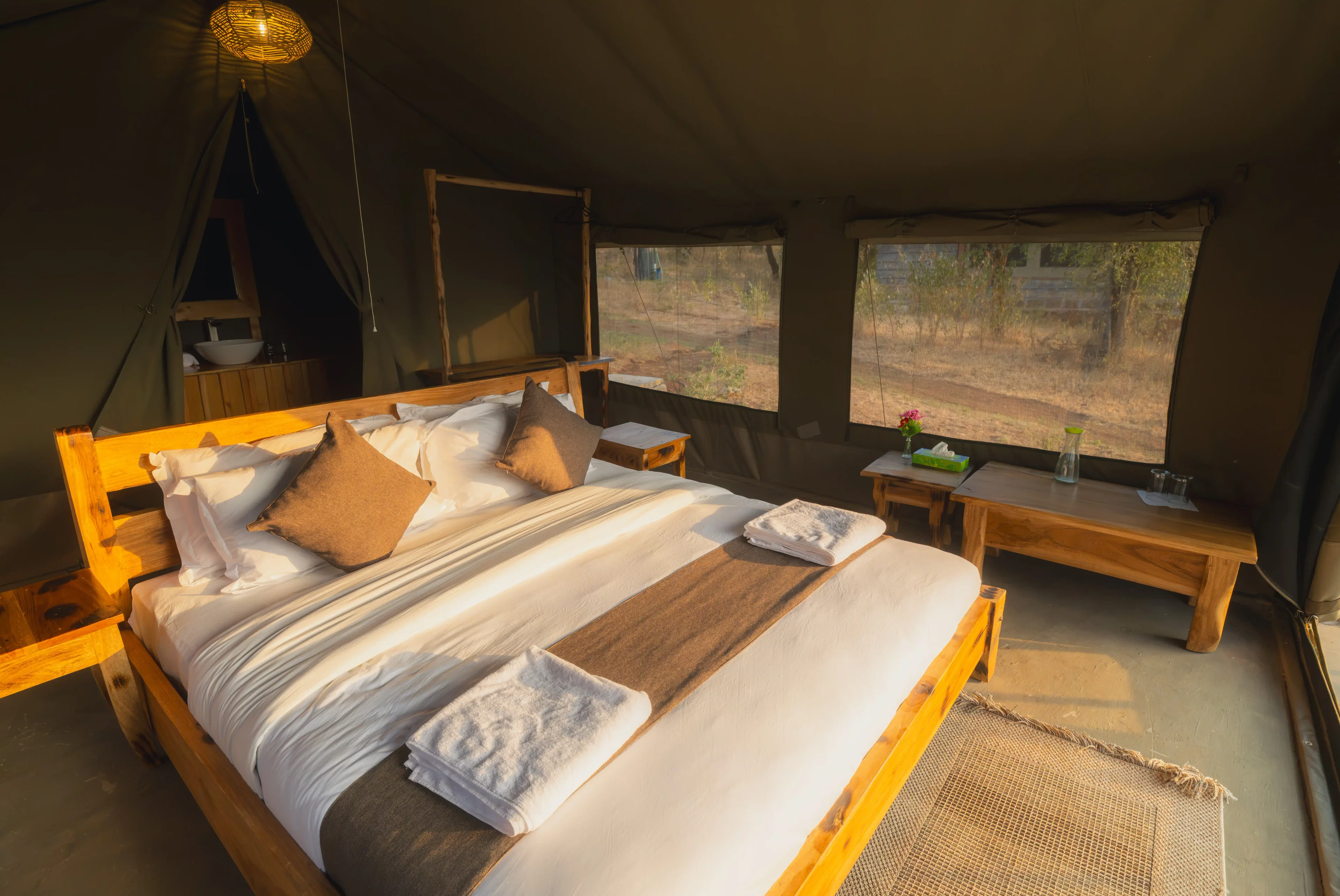 Private rooms and tents at Mara Hilltop 5