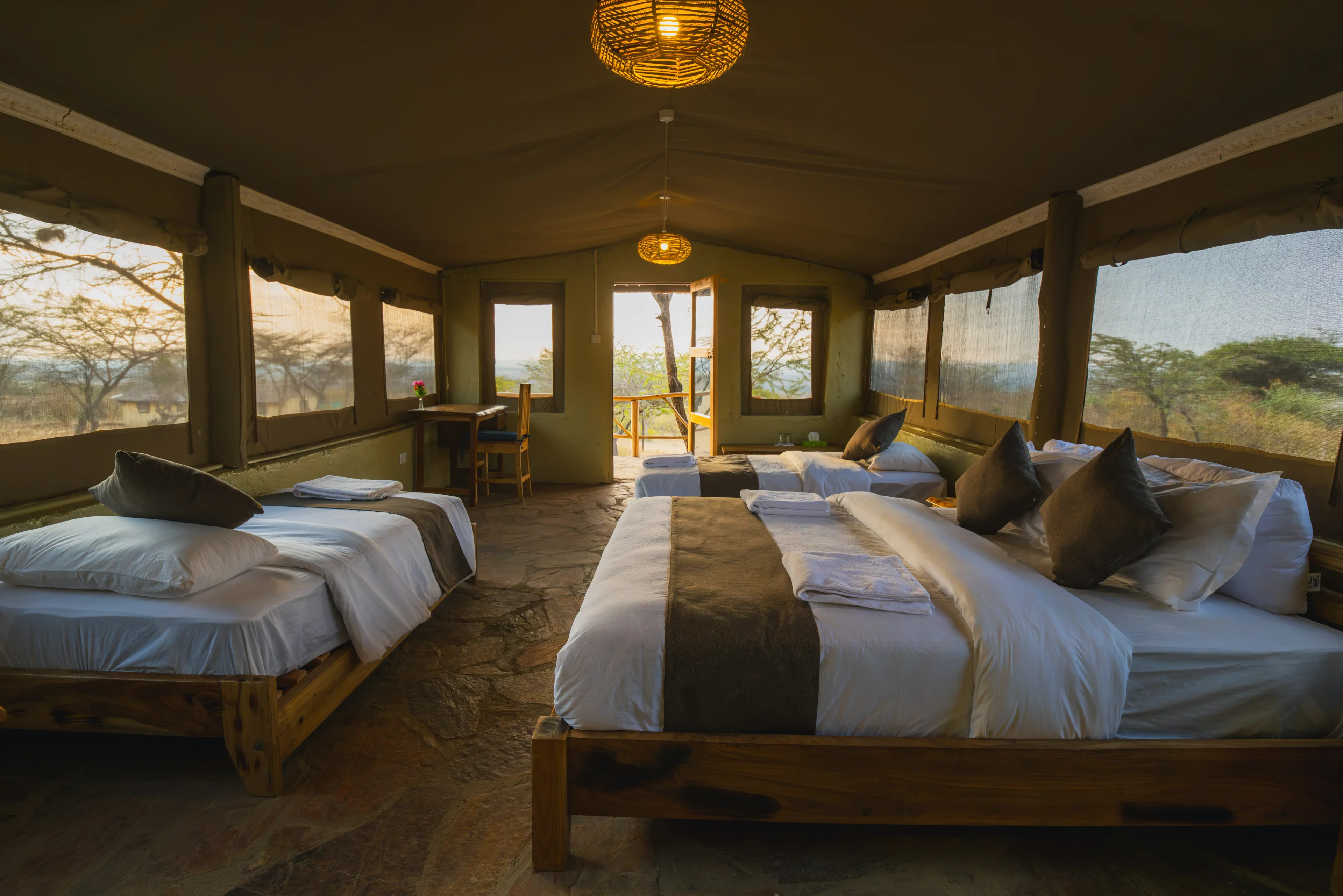 Private rooms and tents at Mara Hilltop 8